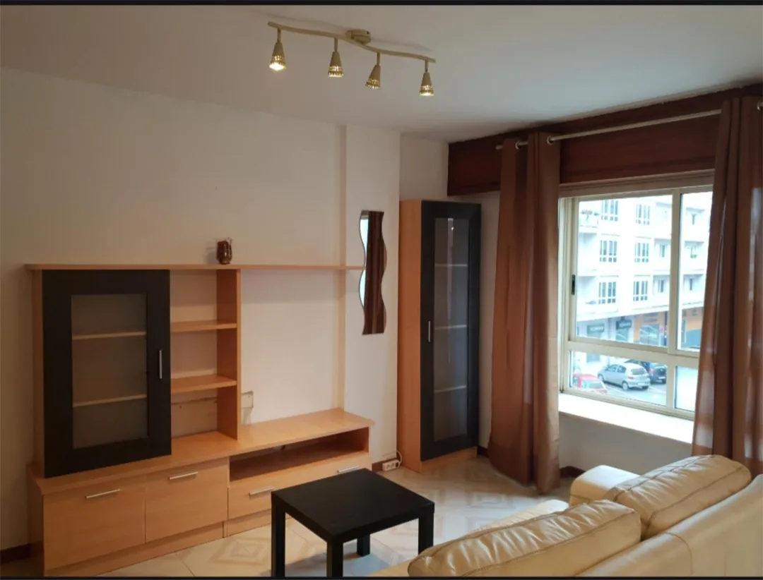 Piso en  Avenida Rosalía de Castro 78 - Foto 5