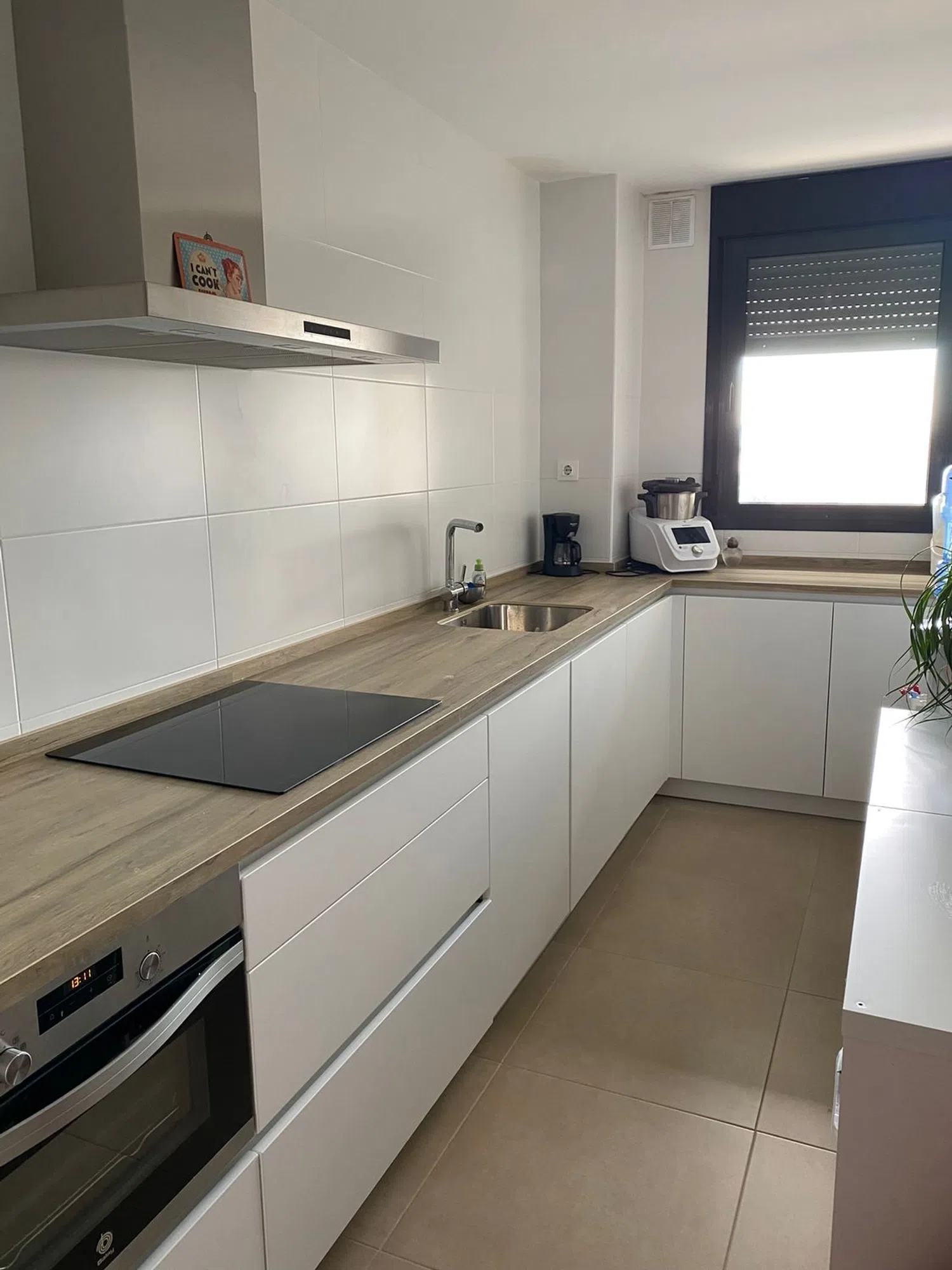 Piso en avenida del Aeropuerto, 48 - Foto 1