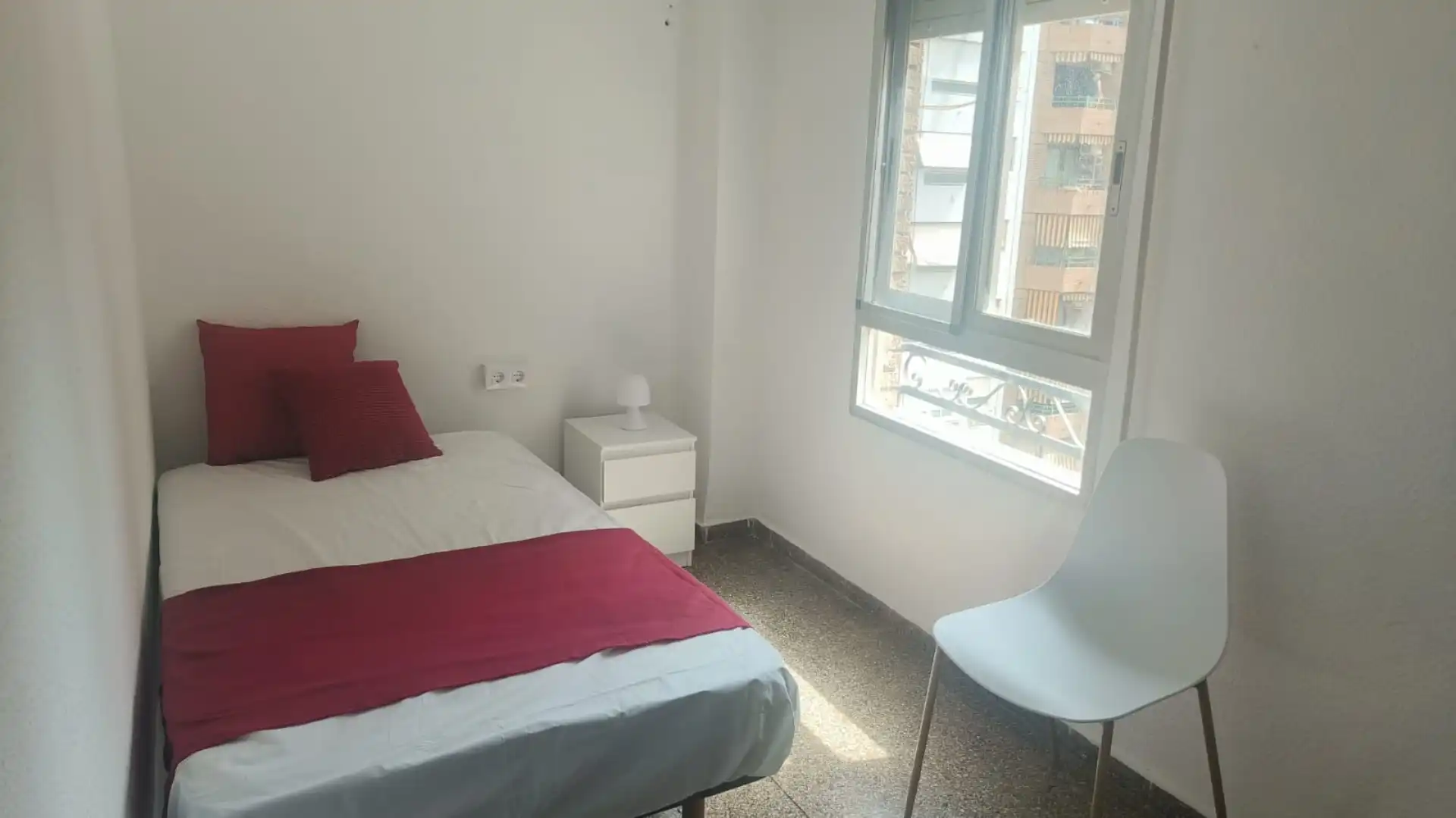 Piso en  Carrer de Maximilià Thous 14 - Foto 6