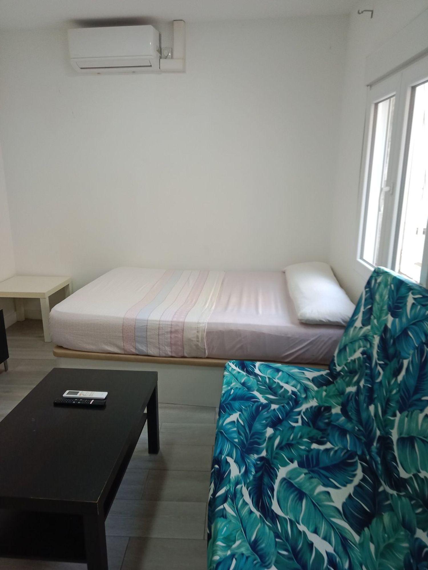 Chalet adosado en calle Andrés Furió Brotons, 2 - Foto 2