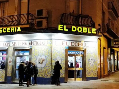 Piso en calle de Espronceda, 20