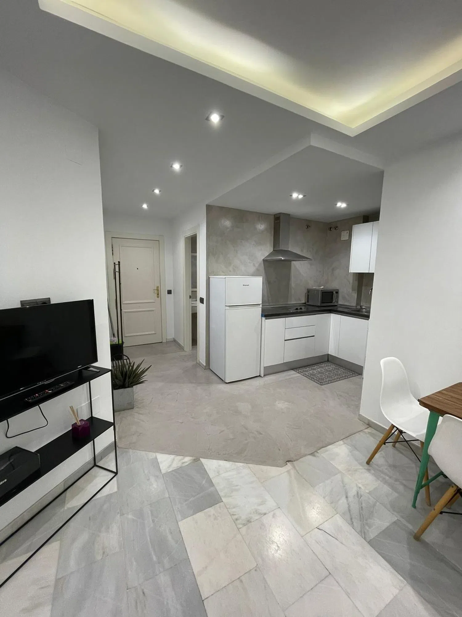 Estudio en calle Camino de Suárez, 31 - Foto 5