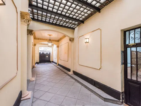 Estudio en calle de Campoamor, 9