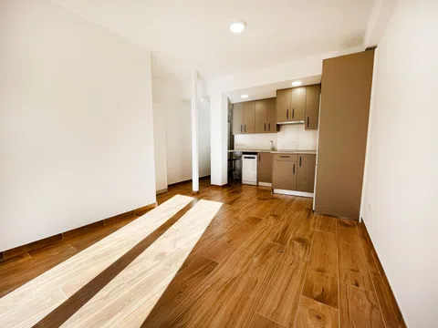 Piso en calle de los Fundadores, 8