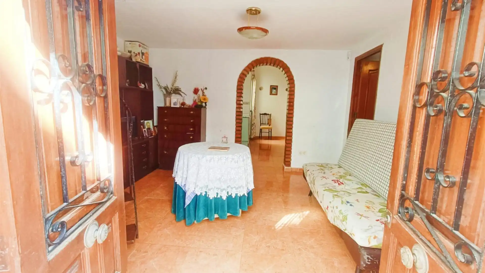 Chalet en  Calle Ramón y Cajal 24 - Foto 1