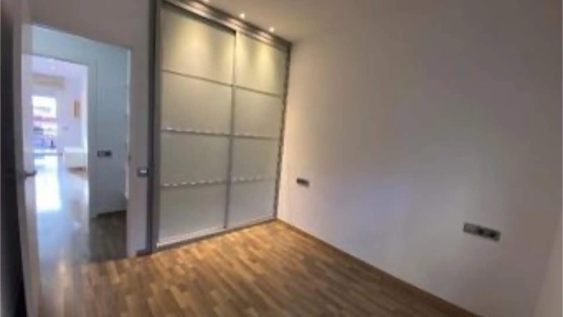 Piso en  Carrer de Déu i Mata 142 - Foto 16