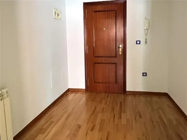 Piso en  Plaza María Blanchard 13 - Foto 4