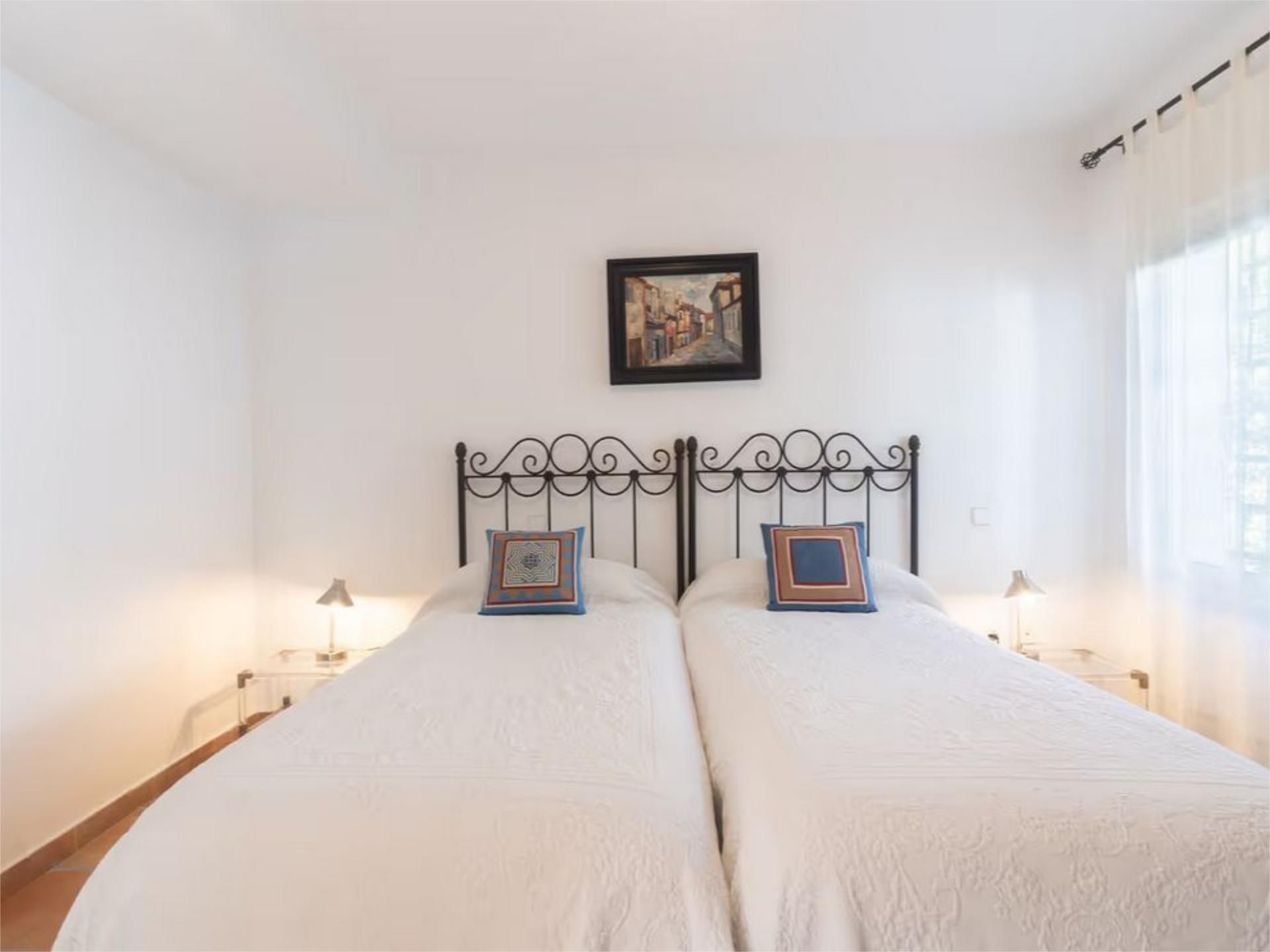 Chalet en  Avenida Carmen Sevilla 11 - Foto 13