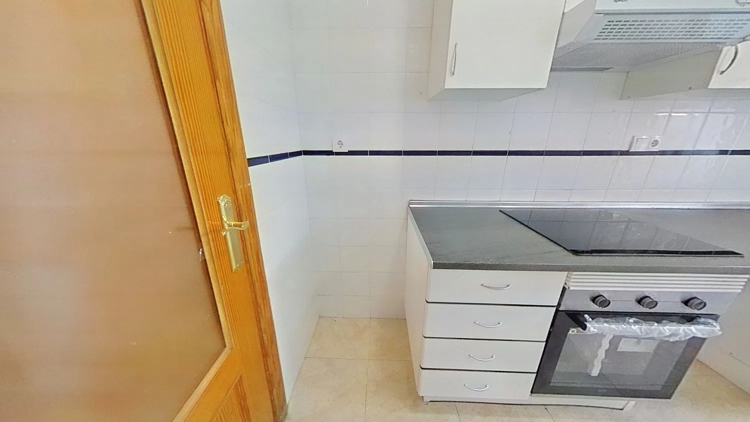 Piso en Barrio Torrefiel - Foto 27