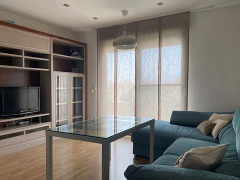 Piso en calle Santa María de Trassierra, 82