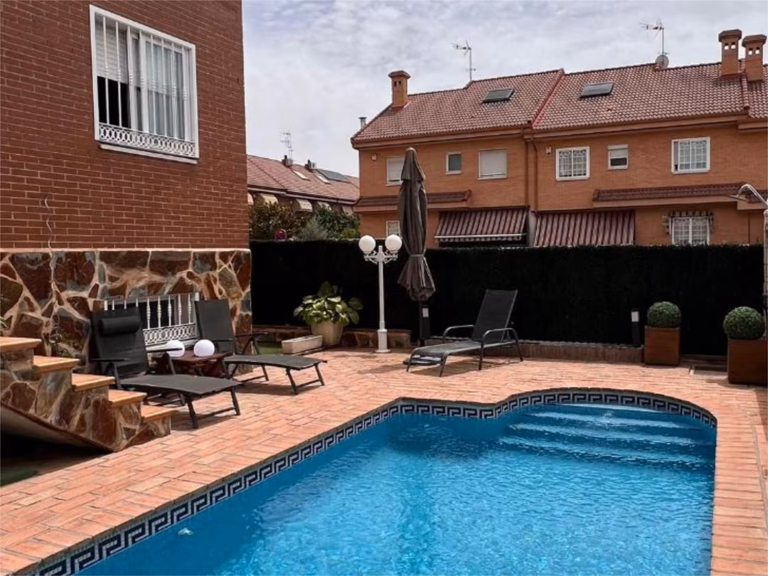 Piso en  Calle Óscar Arias 18 - Foto 1