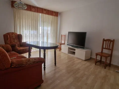 Piso en avenida de las Ollerías, 7