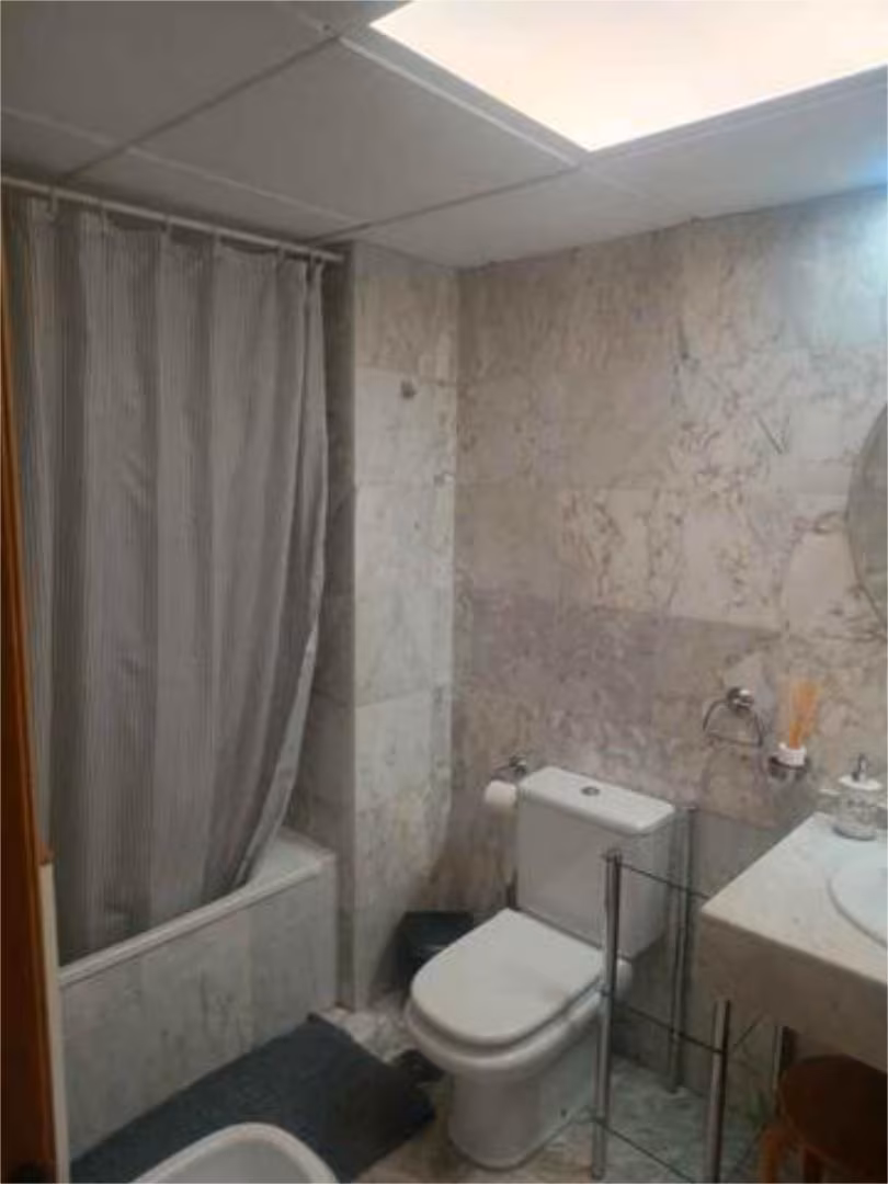 Piso en Hipercor - Foto 2