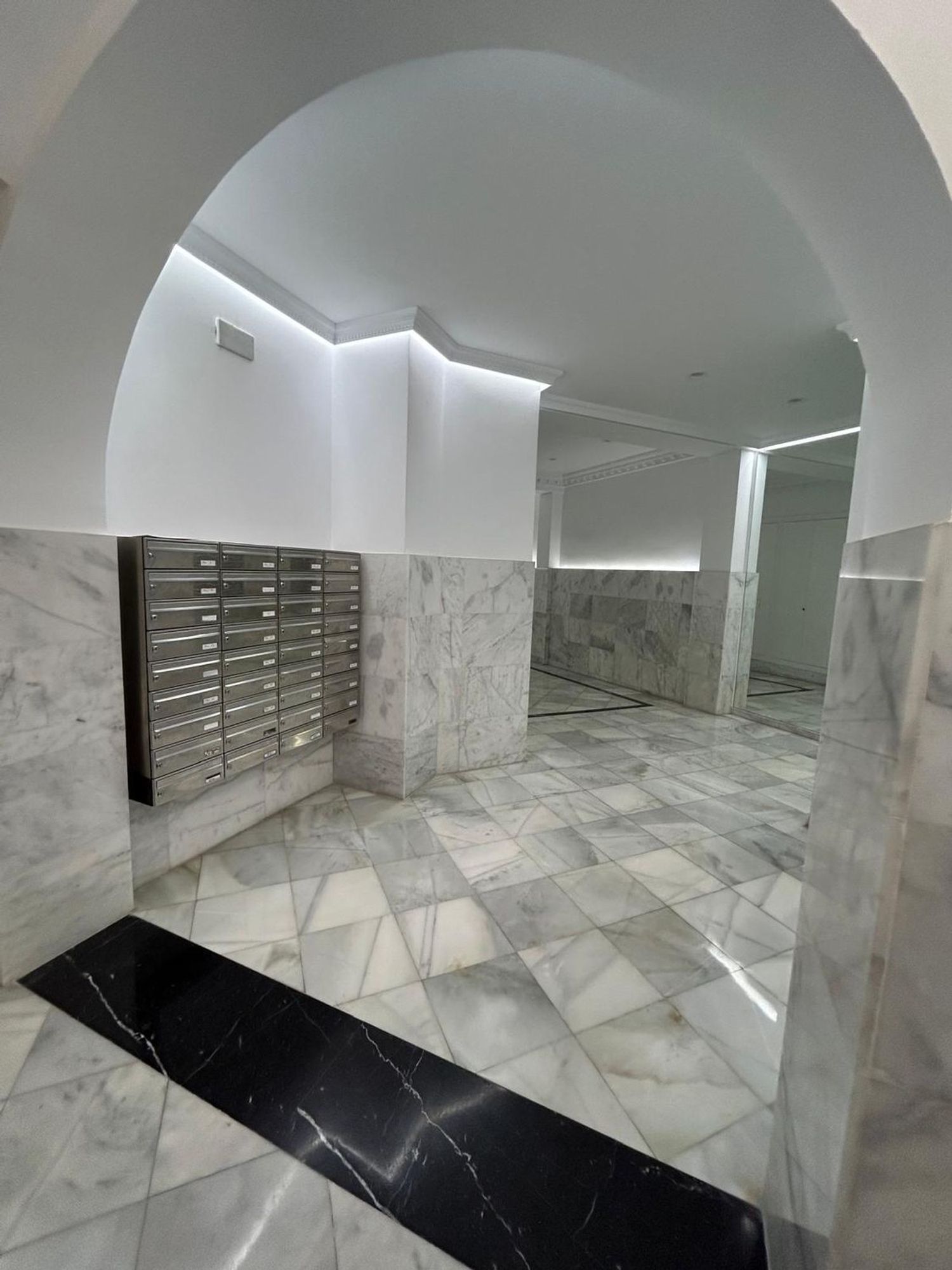 Estudio en calle del Doctor Gil i Morte, 16 - Foto 20