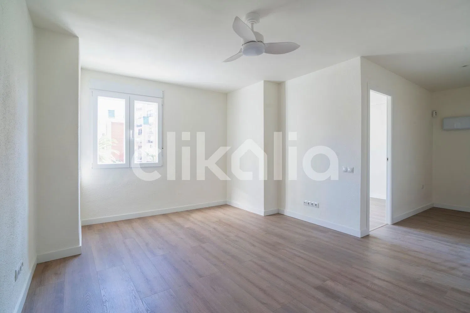 Piso en calle del Nou d'Octubre - Foto 2