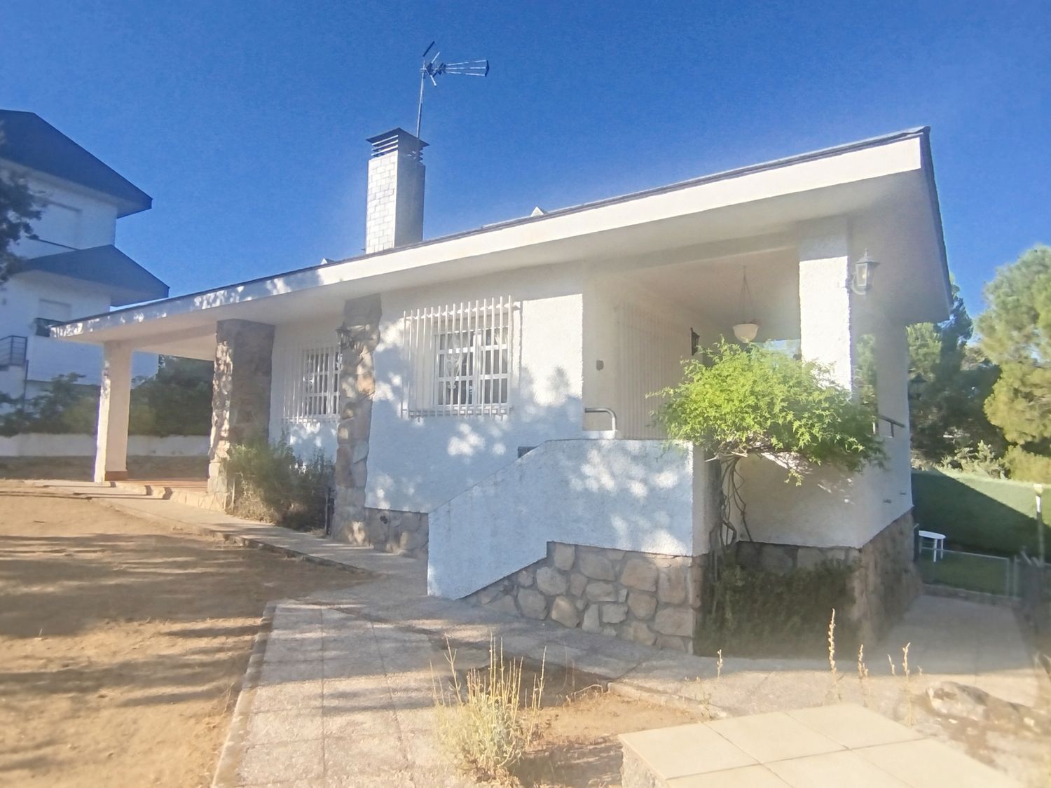 Casa o chalet independiente en Calle del Arroyo, 66 b, Las Zorreras - Monte Encinar, Las Zorreras - Monte Encinar - Foto 2