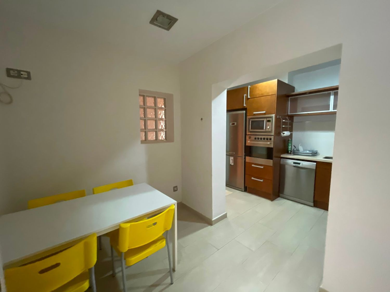 Piso en Calle del Priorat, 33 baixos - Foto 5