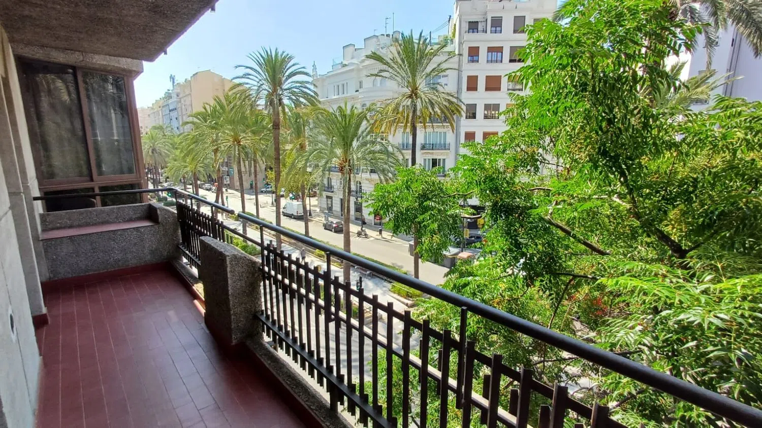 Piso en avenida del Regne de València, 47 - Foto 1