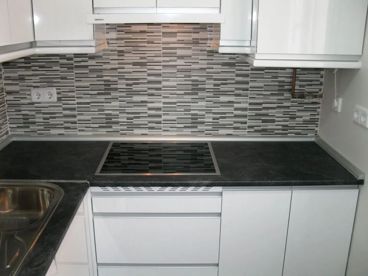 Piso en Barrio Valdeacederas - Foto 2