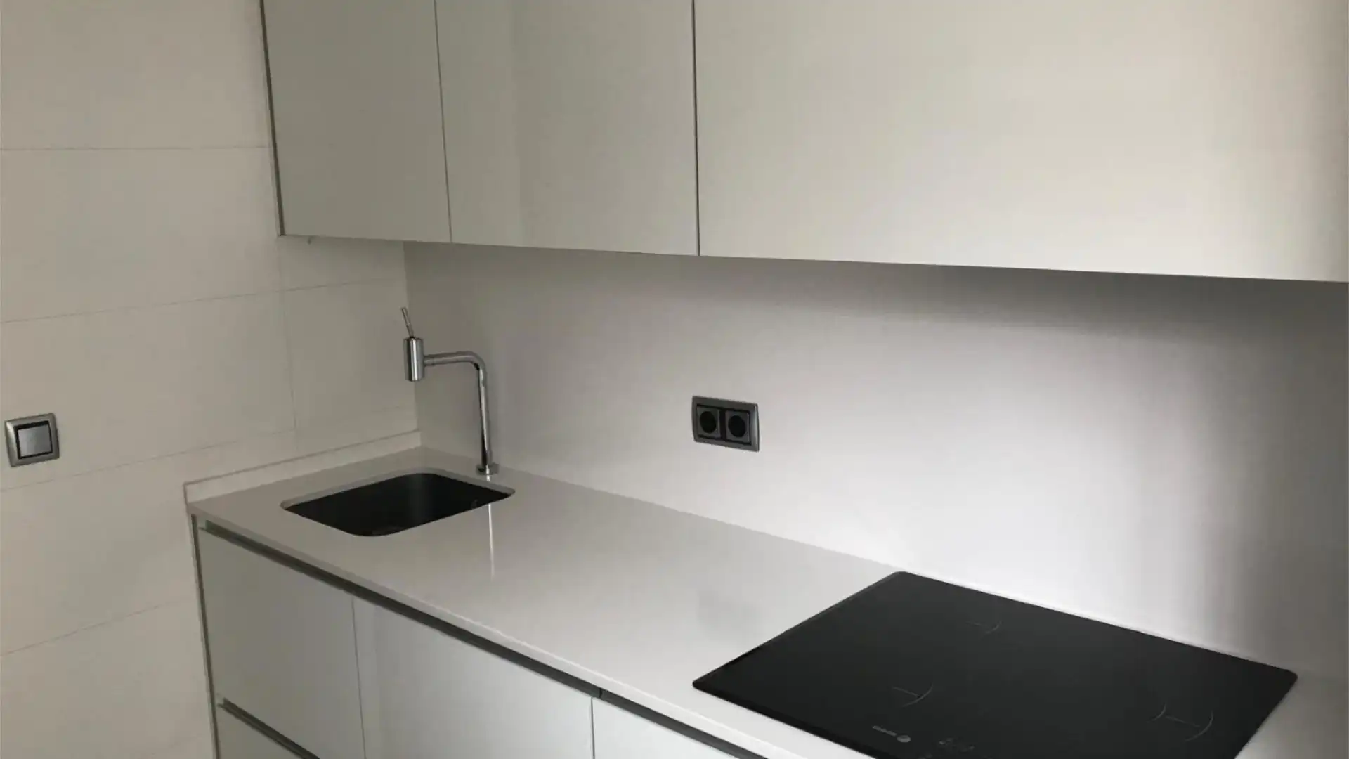 Piso en  Carrer de Josep Feliu i Codina 25 - Foto 10