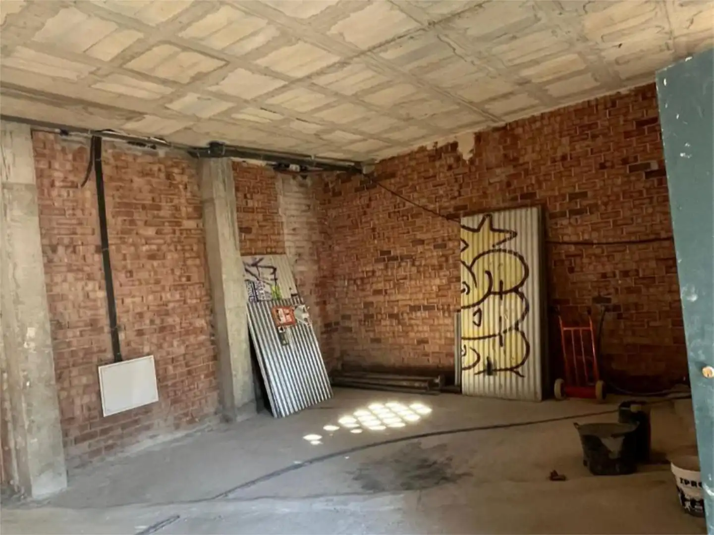 Local comercial en  Calle Emilio Thuillier 74 - Foto 9