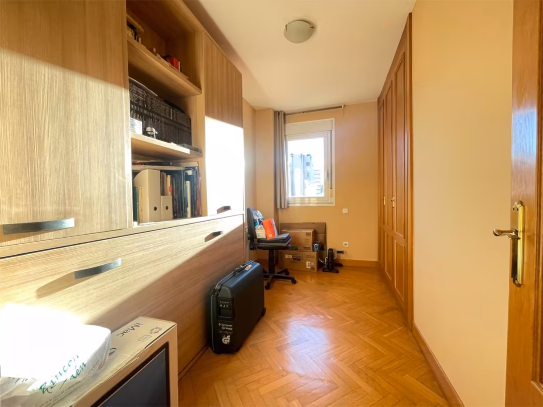 Piso en  Avenida de Camilo José Cela 11 - Foto 13