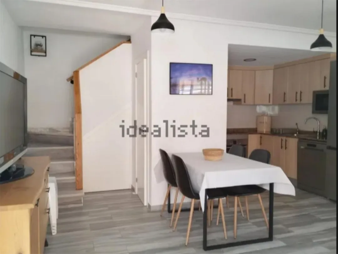 Dúplex en  Calle Biar 11 - Foto 2