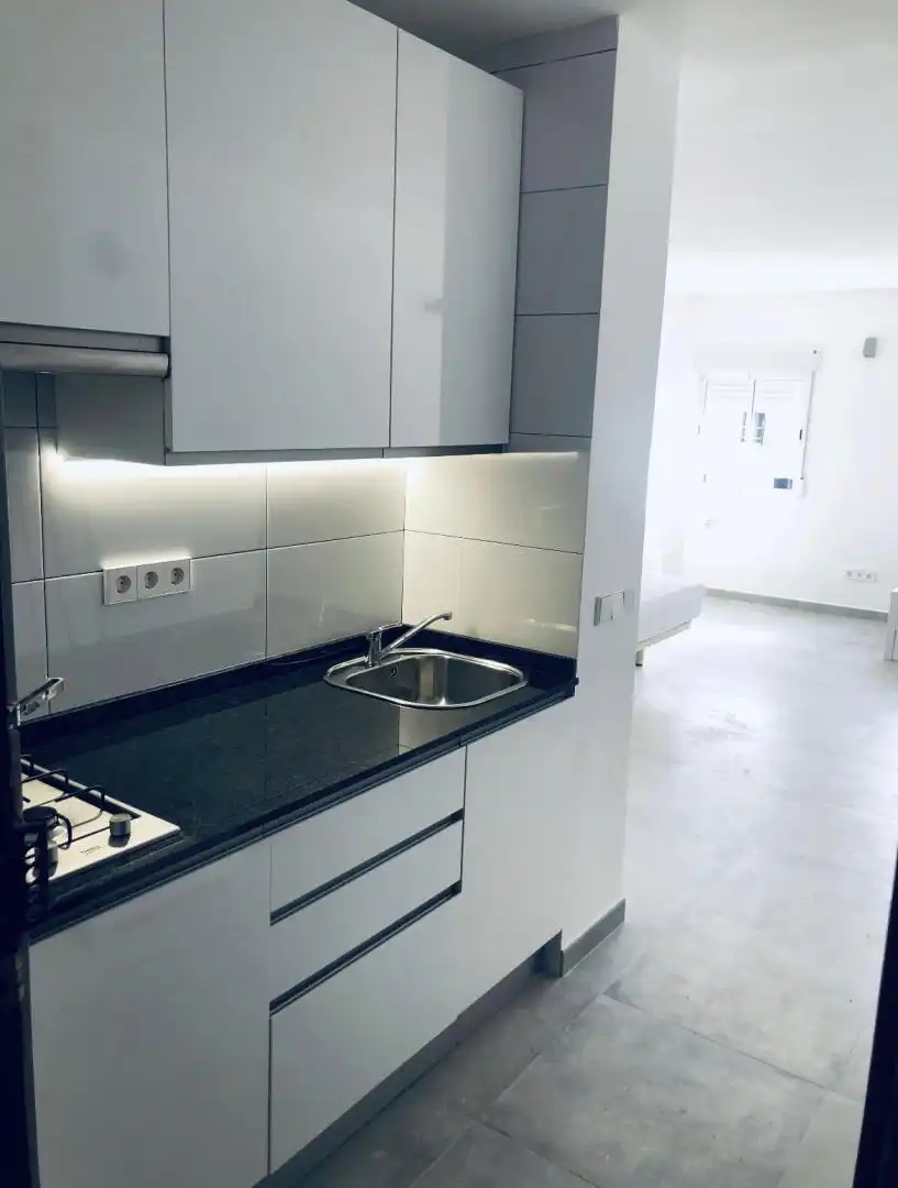 Estudio en  Carrer Rafael Rodríguez Méndez 5 - Foto 6