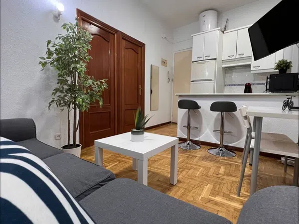 Piso en calle de San Bernardo, 85