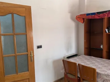 Casa adosada en  Calle Acceso Primero Mariano José de Larra 8 - Foto 5