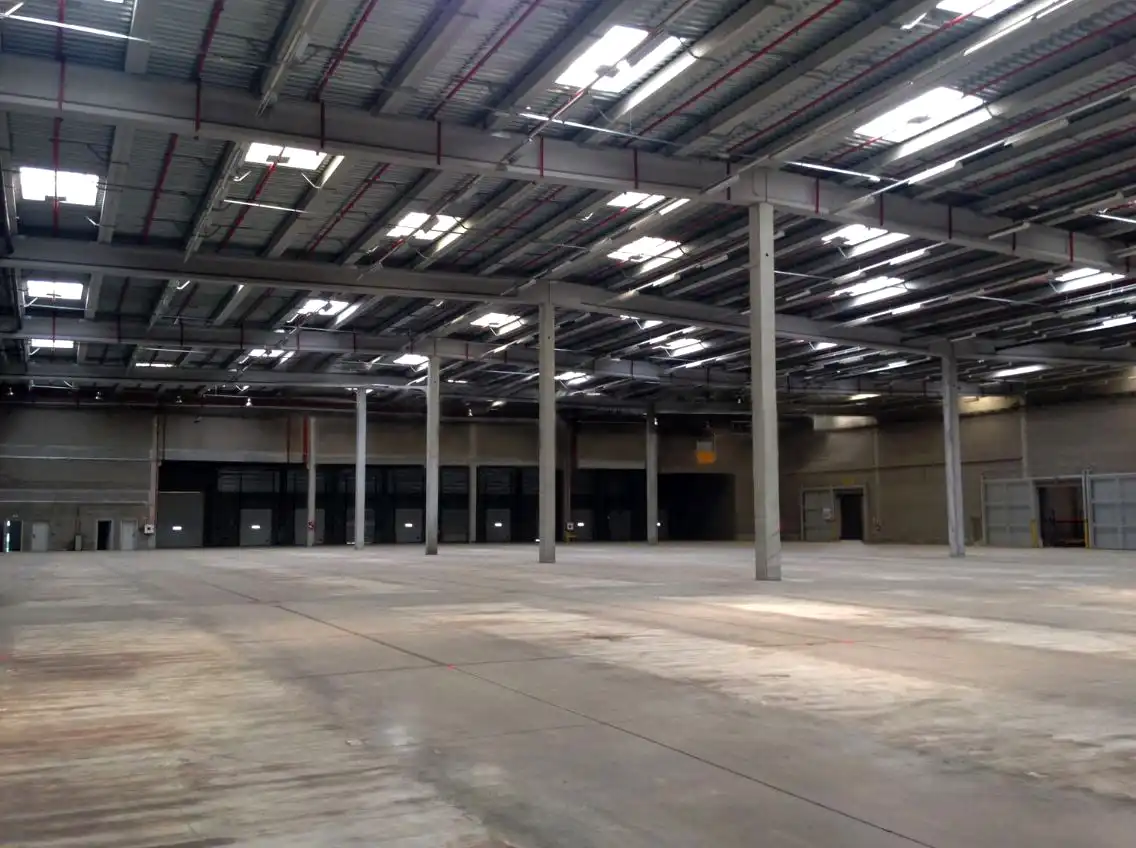 Nave Industrial en L'Hospitalet de Llobregat - Foto 2