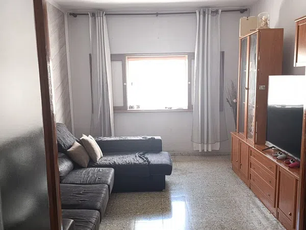 Piso en Calle doña perfecta, 24, Schamann - Rehoyas - Foto 1