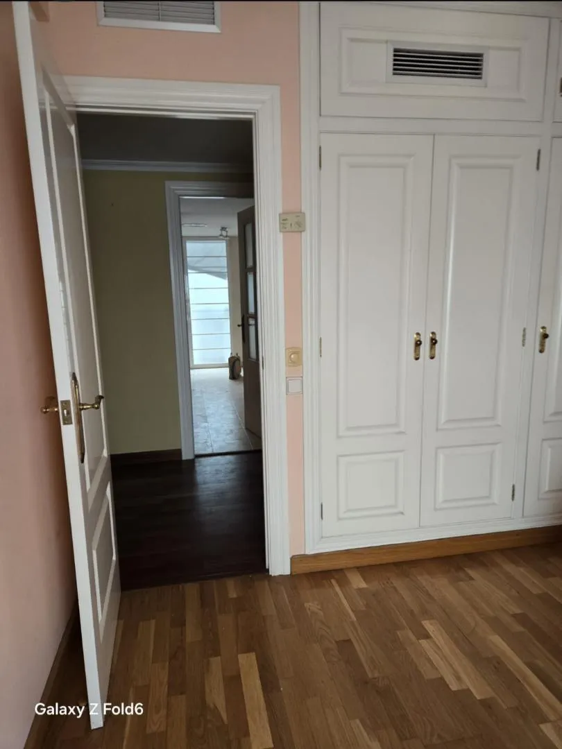 Piso en  Carrer de Ciril Amorós 42 - Foto 6