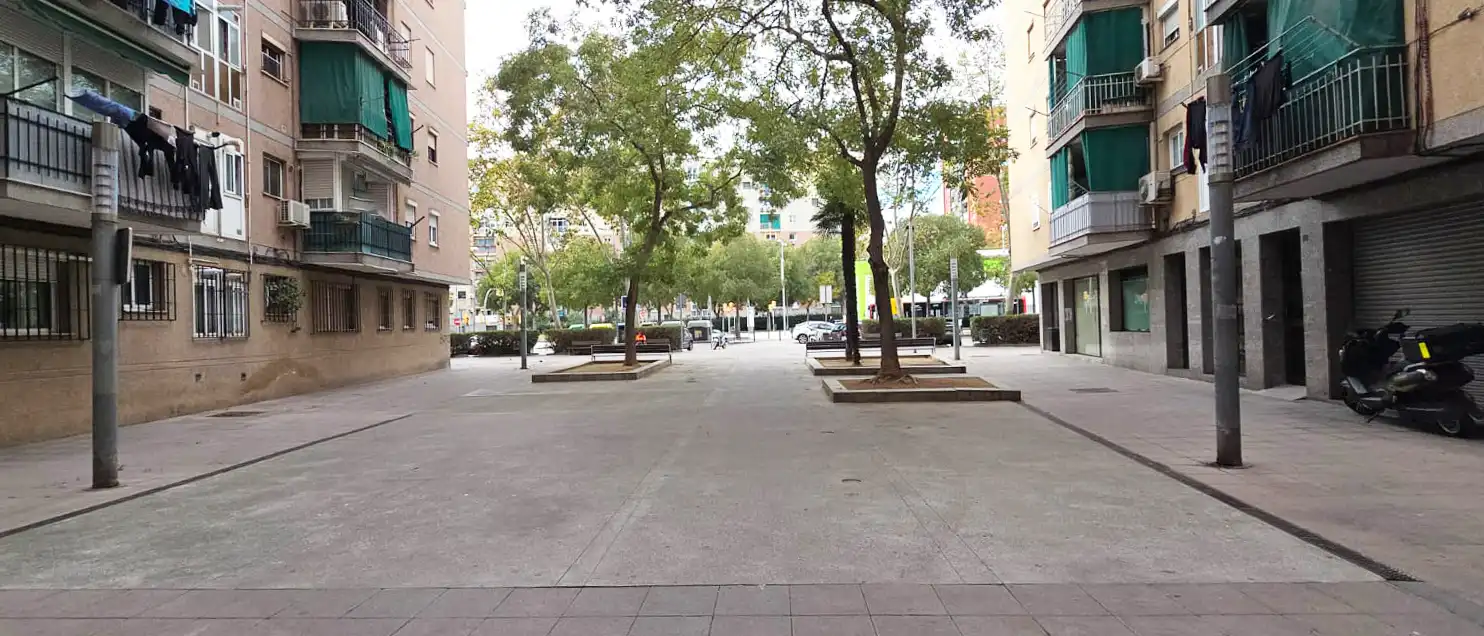 Local comercial en  Avinguda de les Corts Catalanes - Foto 10