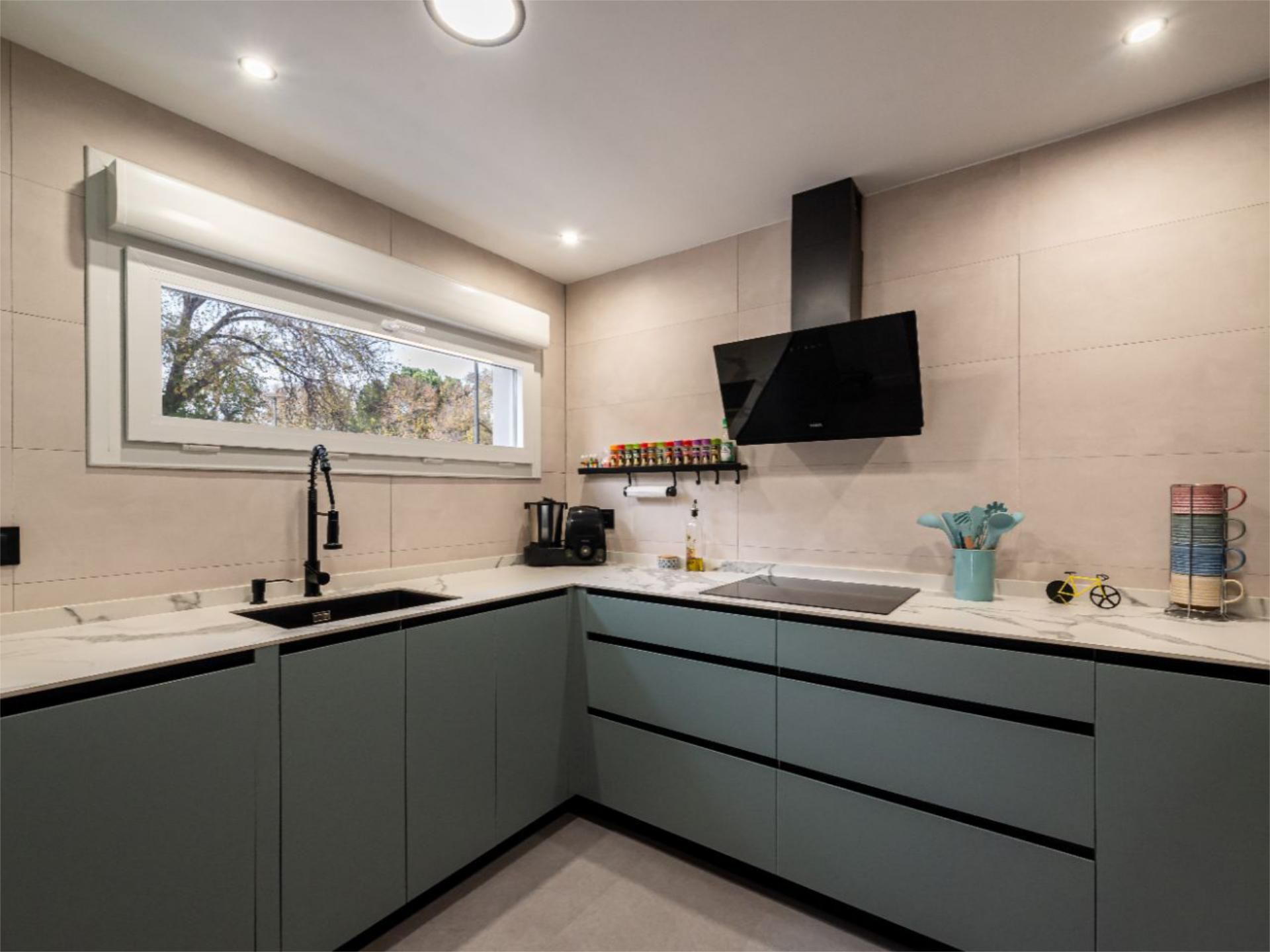 Casa adosada en  Calle Santa Teresa de Jesús 1 - Foto 17