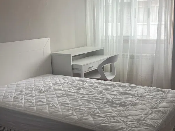 Piso en Ruiseñor, 12 - Foto 2