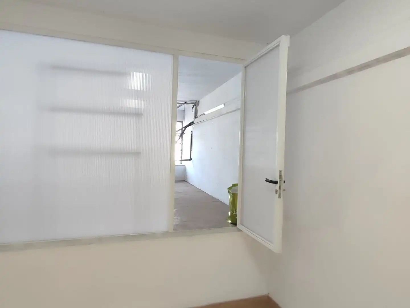 Local comercial en  Avenida del Catedrático Soler 27 - Foto 12