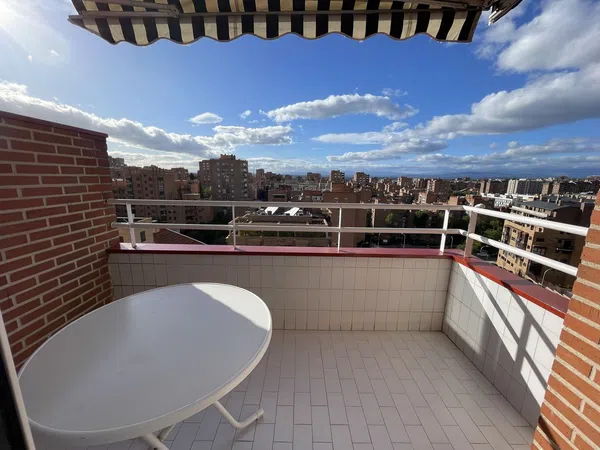 Piso en Valdezarza, Madrid