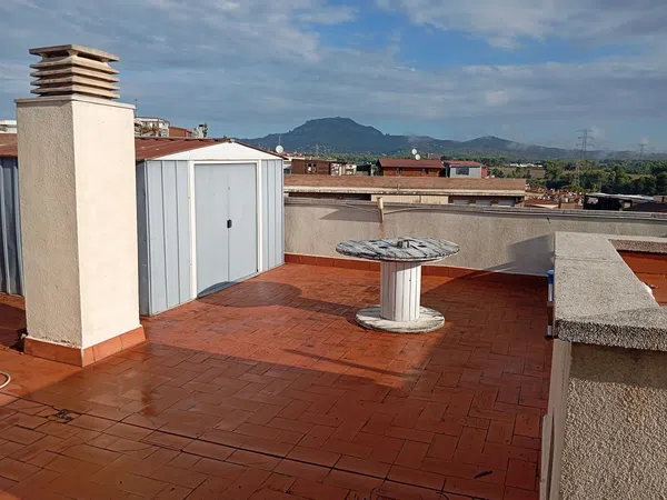 Dúplex en Calle del Pedraforca, 13, Les Arenes - Foto 1