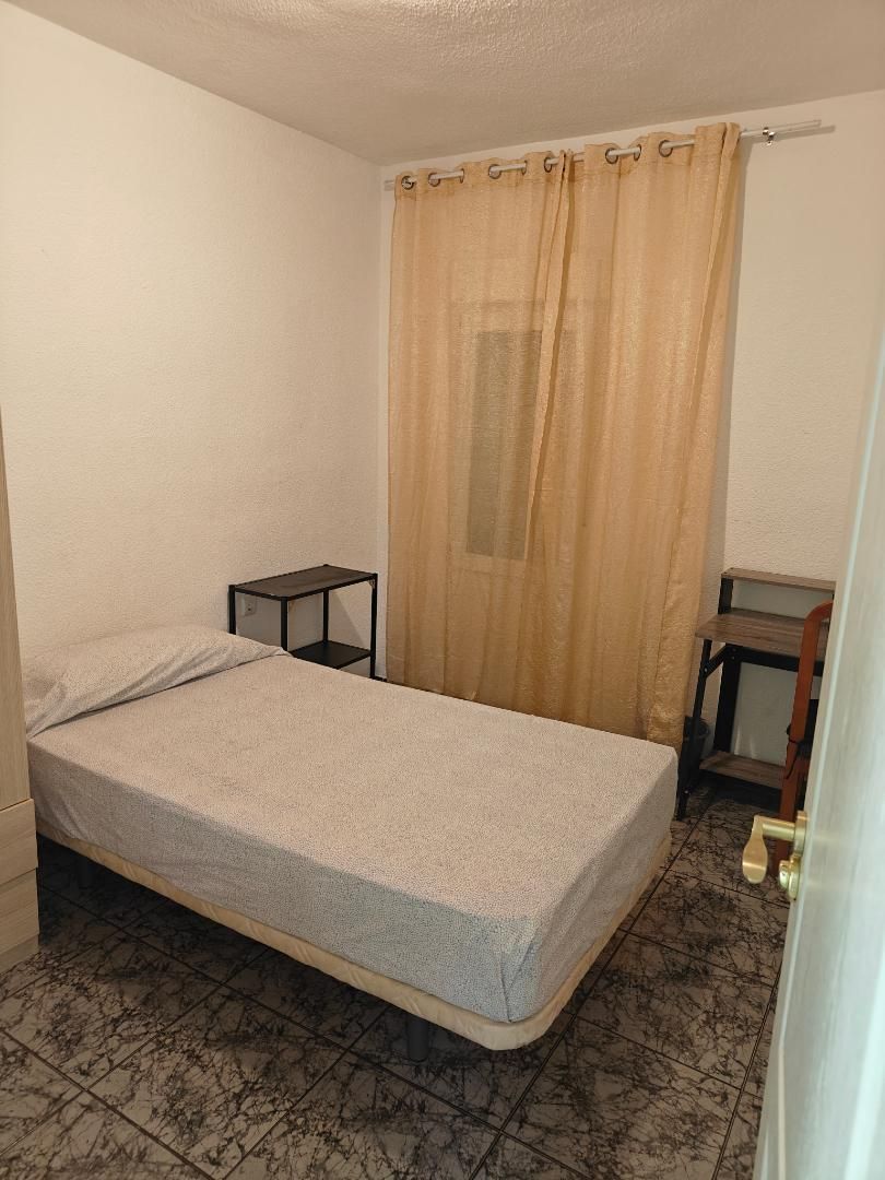 Piso en  Calle Ronda de Panaderos 4 - Foto 10