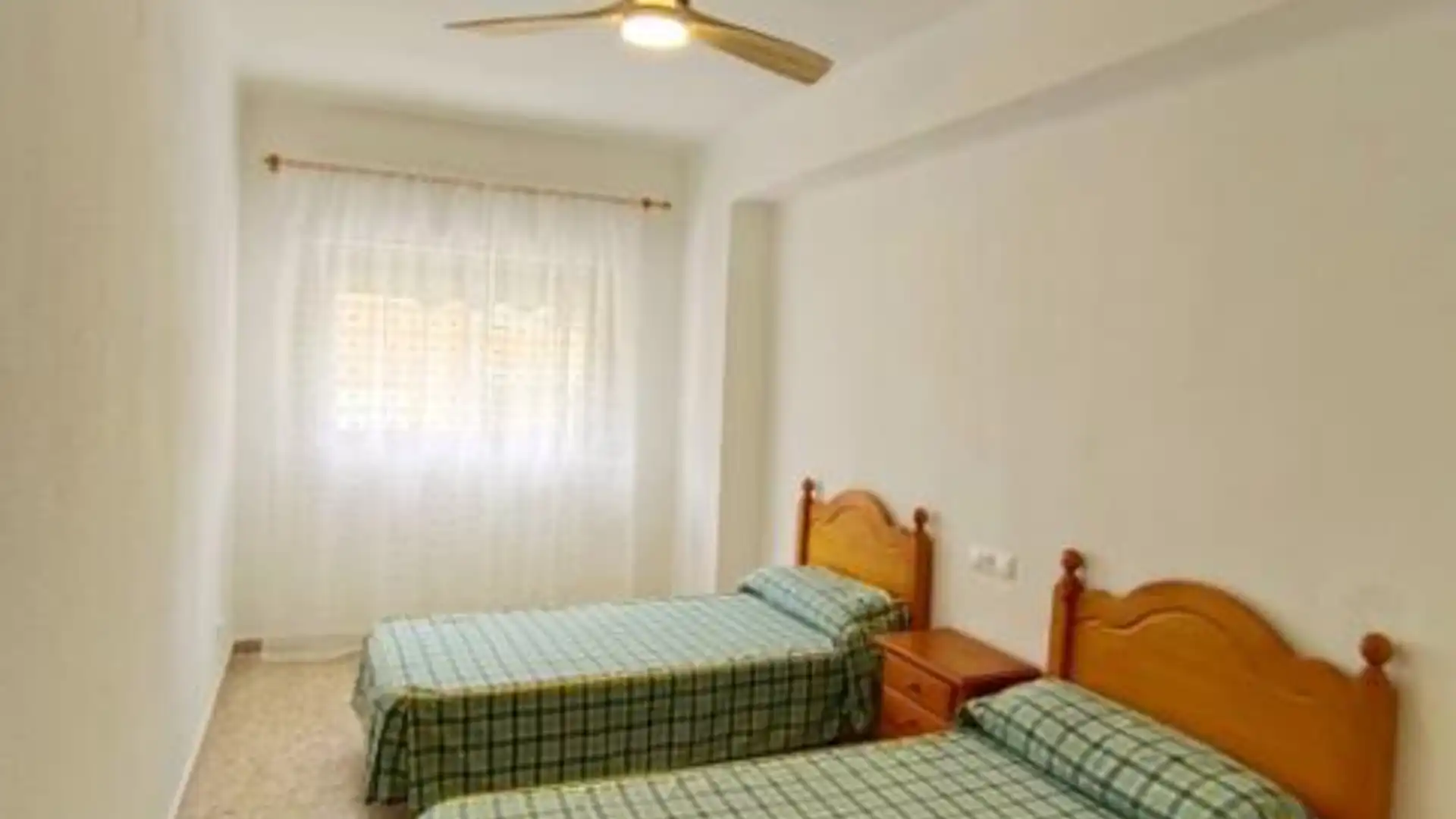 Piso en  Carrer Riu Palància 13 - Foto 10