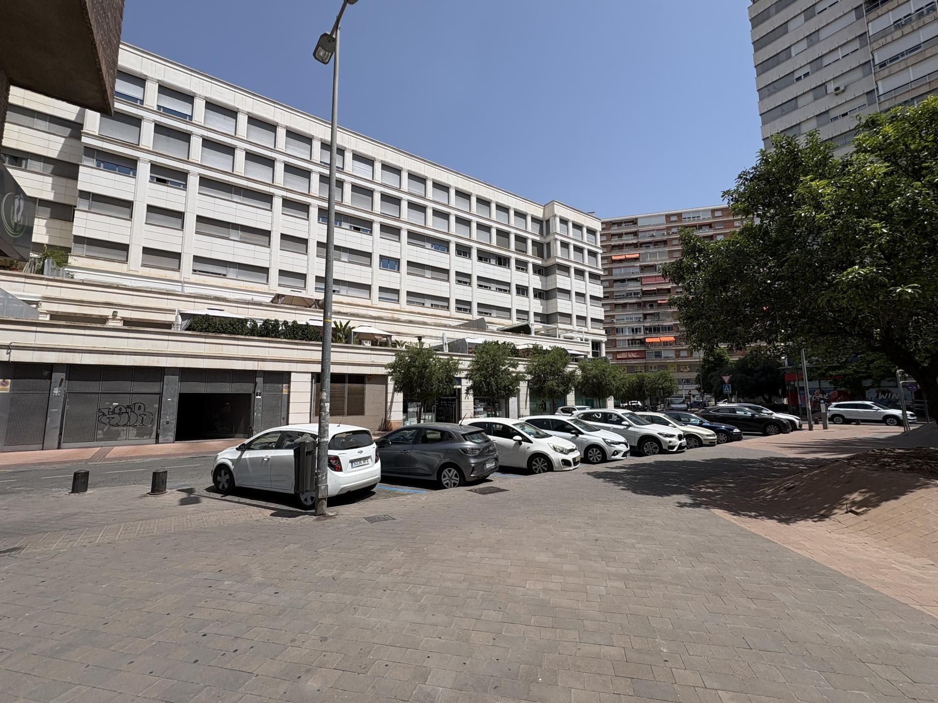 Piso en  Calle Poeta Cano Pato 5