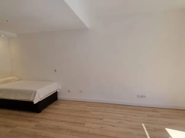 Estudio en calle de Jaime el Conquistador, 13 - Foto 7