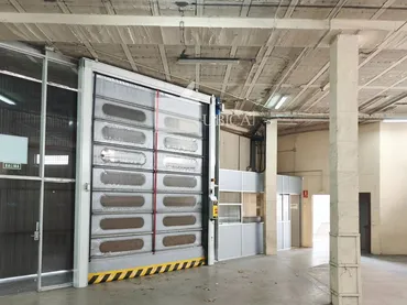 Nave Industrial en L'Hospitalet de Llobregat - Foto 1