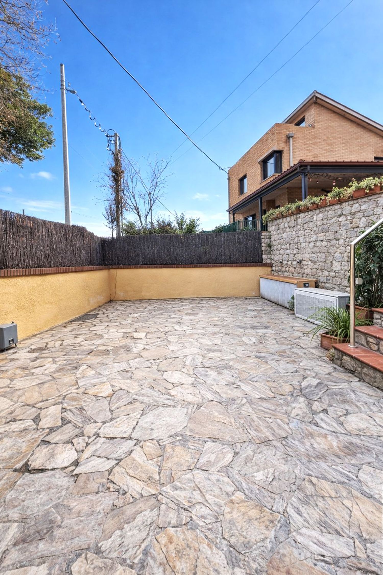 Casa independiente en avenida Ramon Escayola, 1 - Foto 3