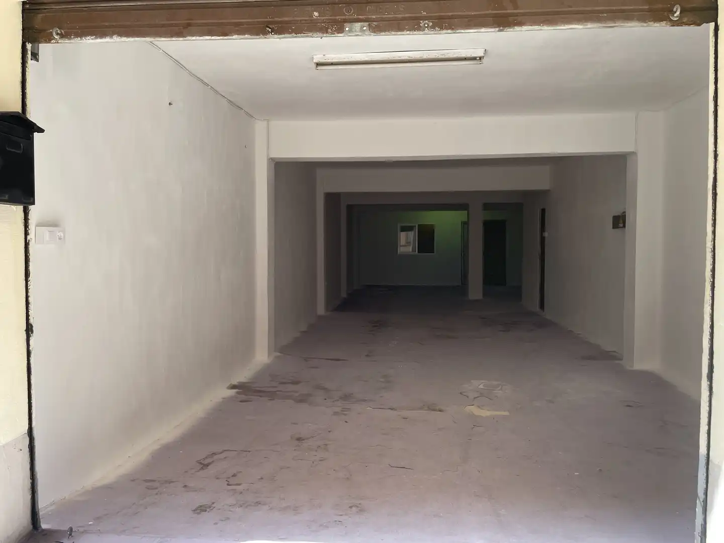 Planta baja en  Carrer de Jacinto Benavente 11 - Foto 2