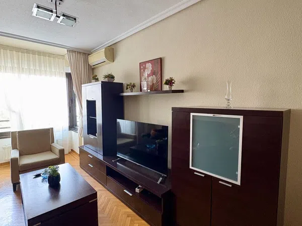 Piso en avenida del Ventisquero de la Condesa, 35 - Foto 2