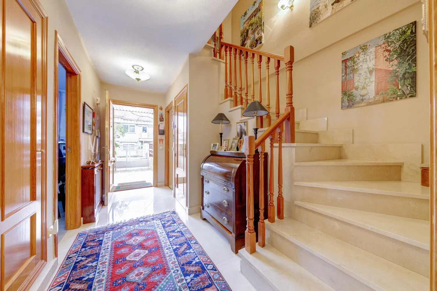 Chalet adosado en Barrio Valdezarza - Foto 8