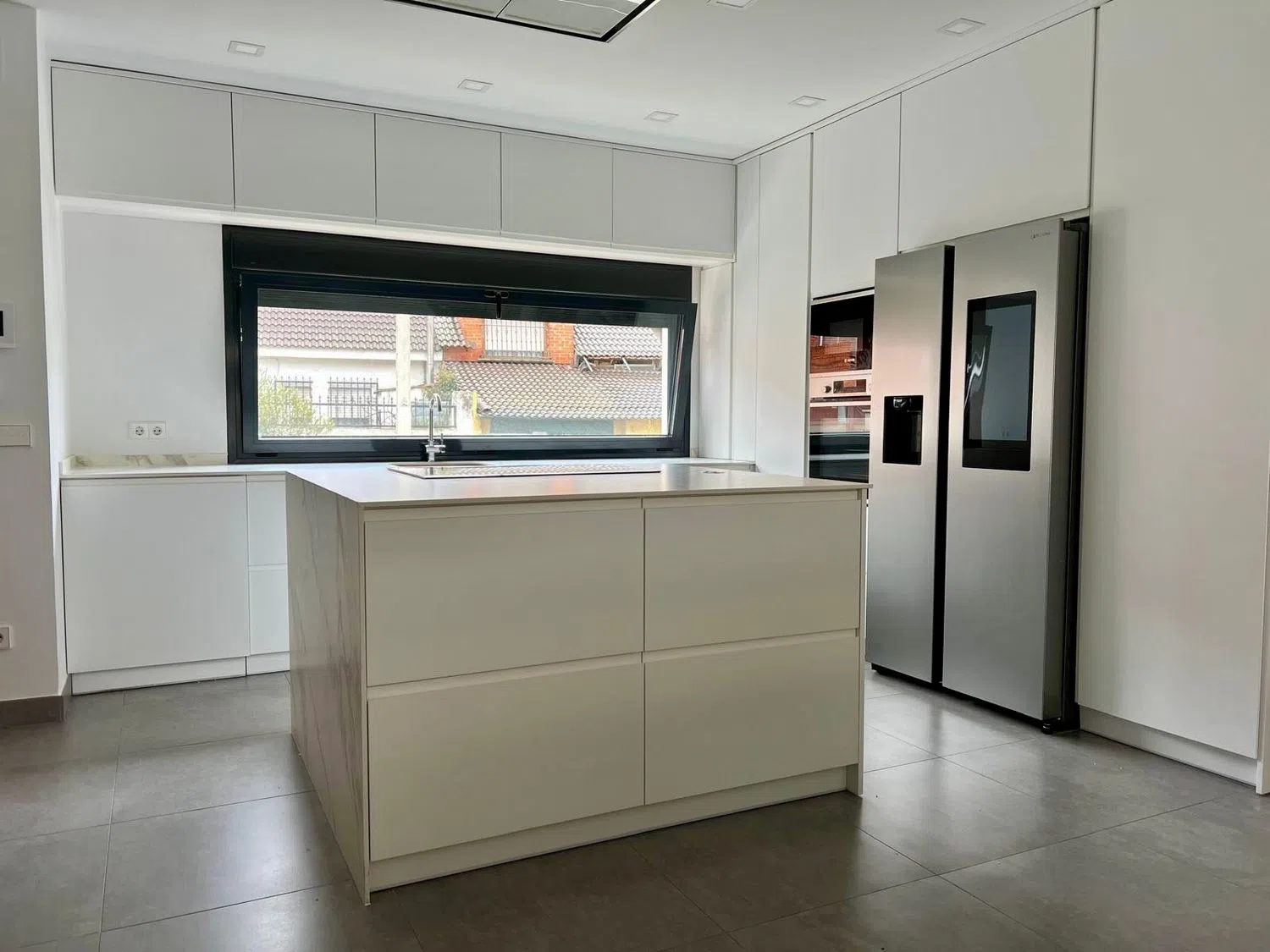 Chalet adosado en Barrio Montecarmelo - Foto 3