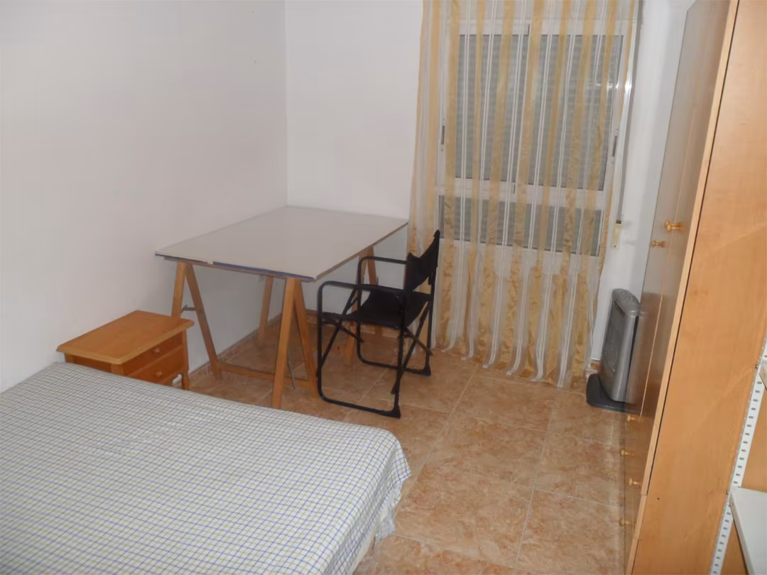 Piso en  Carrer de Polo y Peyrolón 46 - Foto 10